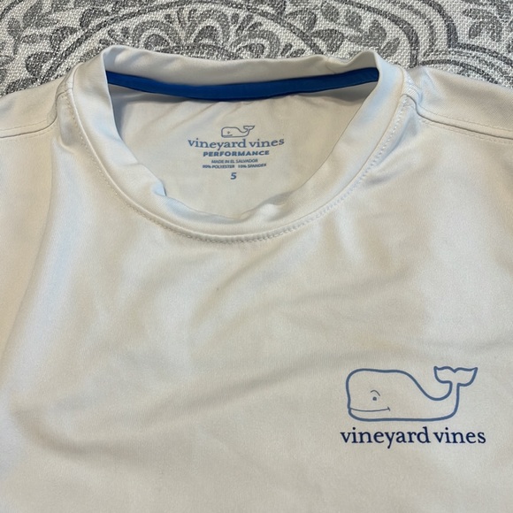Vineyard Vines Boys Performance Athletic Tee - Picture 2 of 3